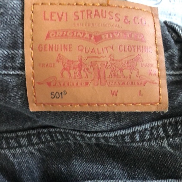 Levis premium 501 BIG E jean shorts size 26 - Picture 8 of 10